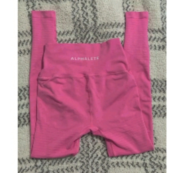 Alphalete Highrise Seamless Bubble Gum Legging Size XS - Picture 1 of 8